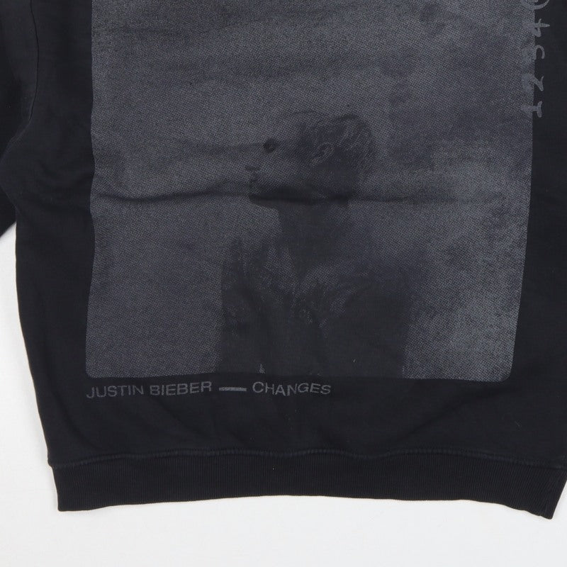 Justin Bieber Women’s Black S Pullover Changes Graphic Sweatshirt