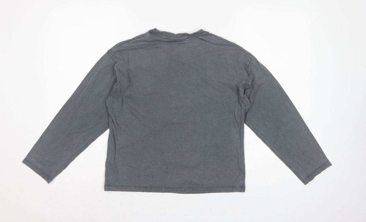 Brand and care label for Zara girls’ grey barbie graphic long sleeve t-shirt 9-10 years
