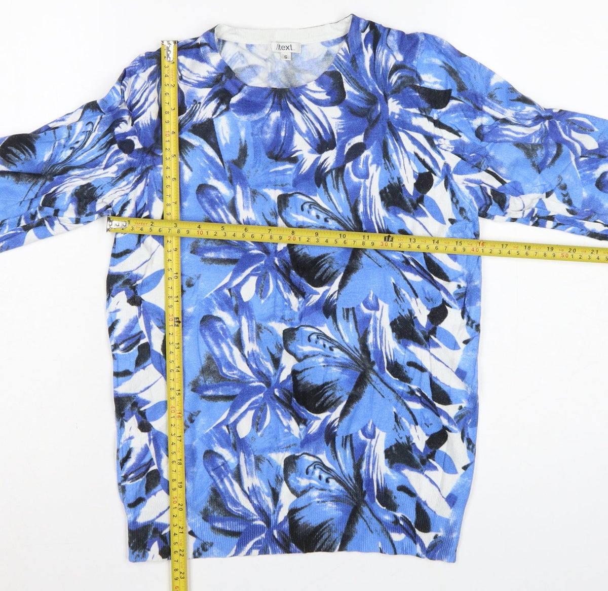 /itext. Women’s Blue Floral Knit Jumper Size S Round Neck Long Sleeve