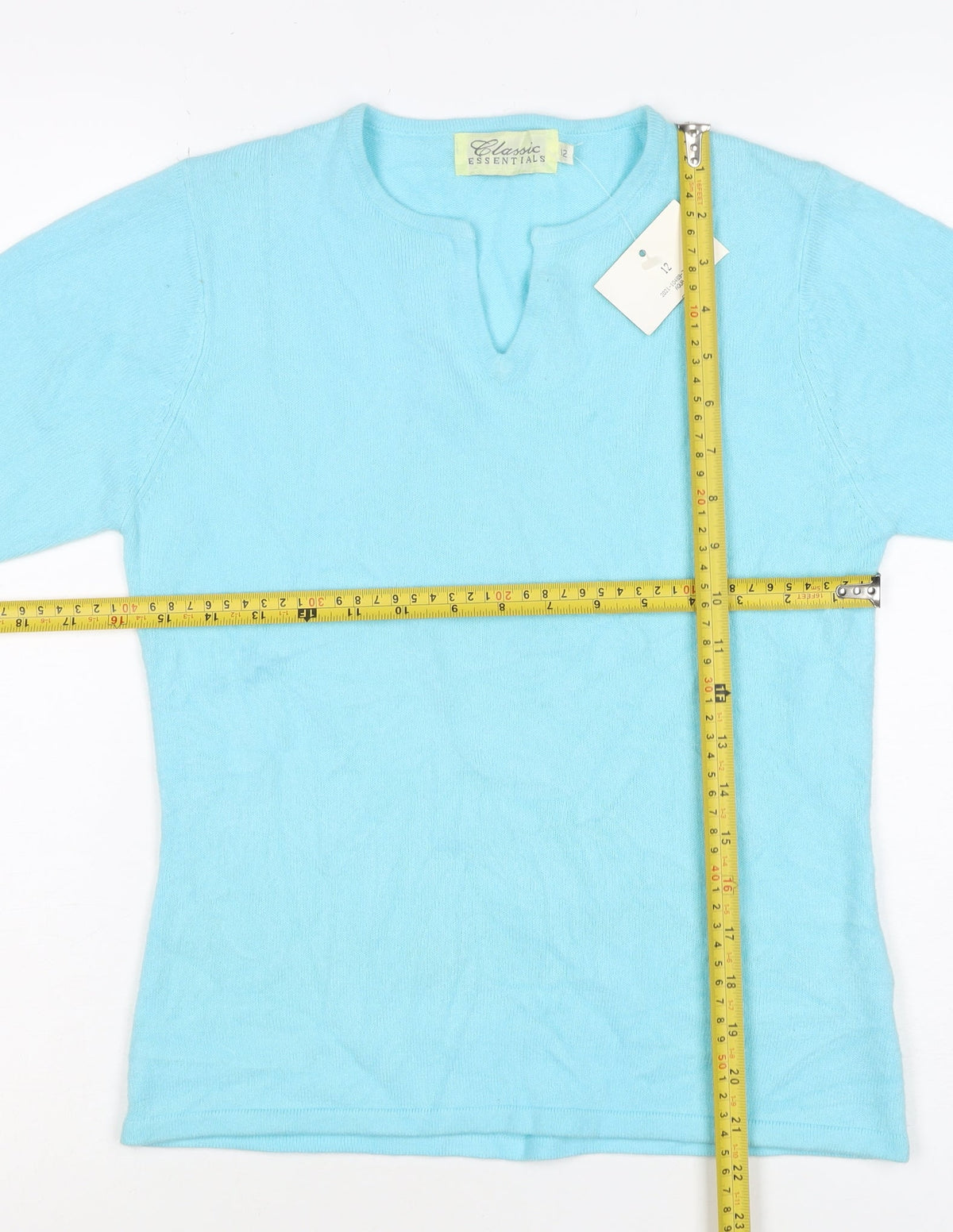 Classic Essentials Women’s Blue Size 12 Knit V-Neck Short Sleeve Top