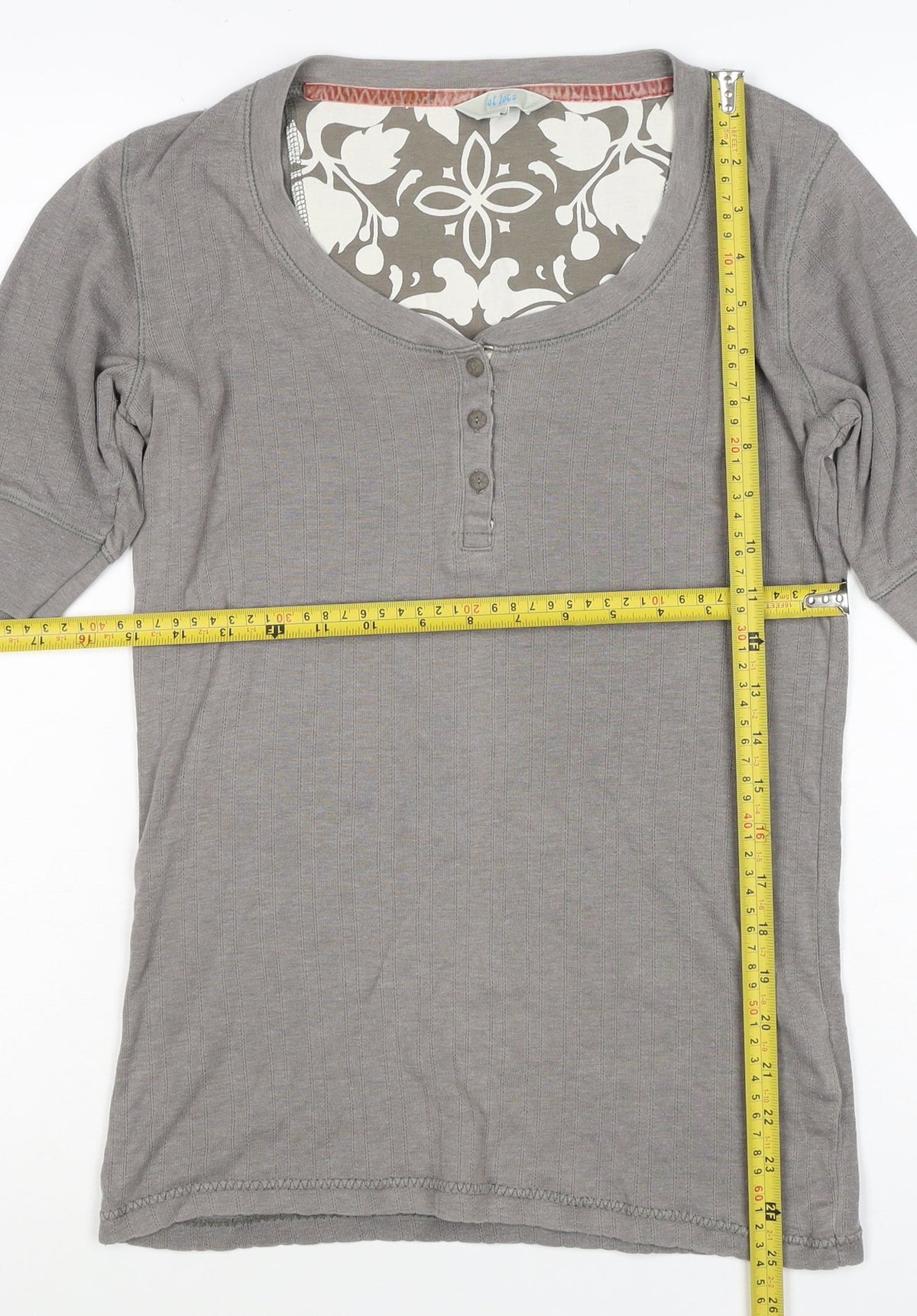 st face Women Grey Size 10 Ribbed Henley 3/4 Sleeve T-Shirt