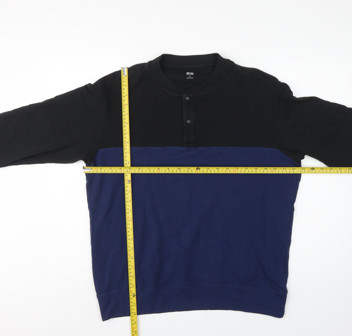 UNIQLO Men’s Black Blue XL Henley Colour Block Sweatshirt