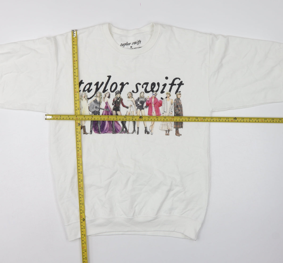 Taylor Swift Women White M Pullover Crew Neck Graphic Sweatshirt