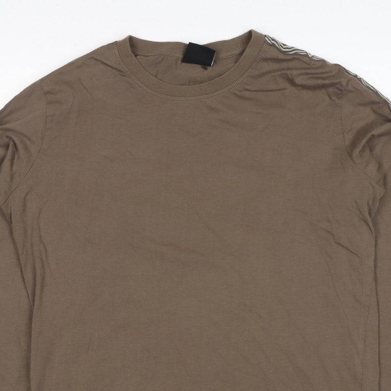 Umbro Men’s Brown Small Long Sleeve Geometric Logo T-Shirt