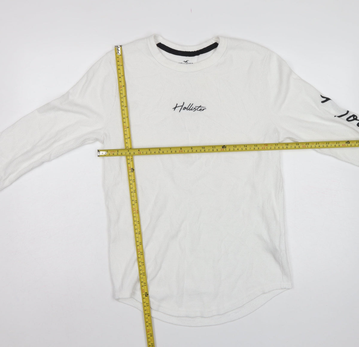 Hollister Men’s White M Logo Graphic Long Sleeve Pullover Sweatshirt