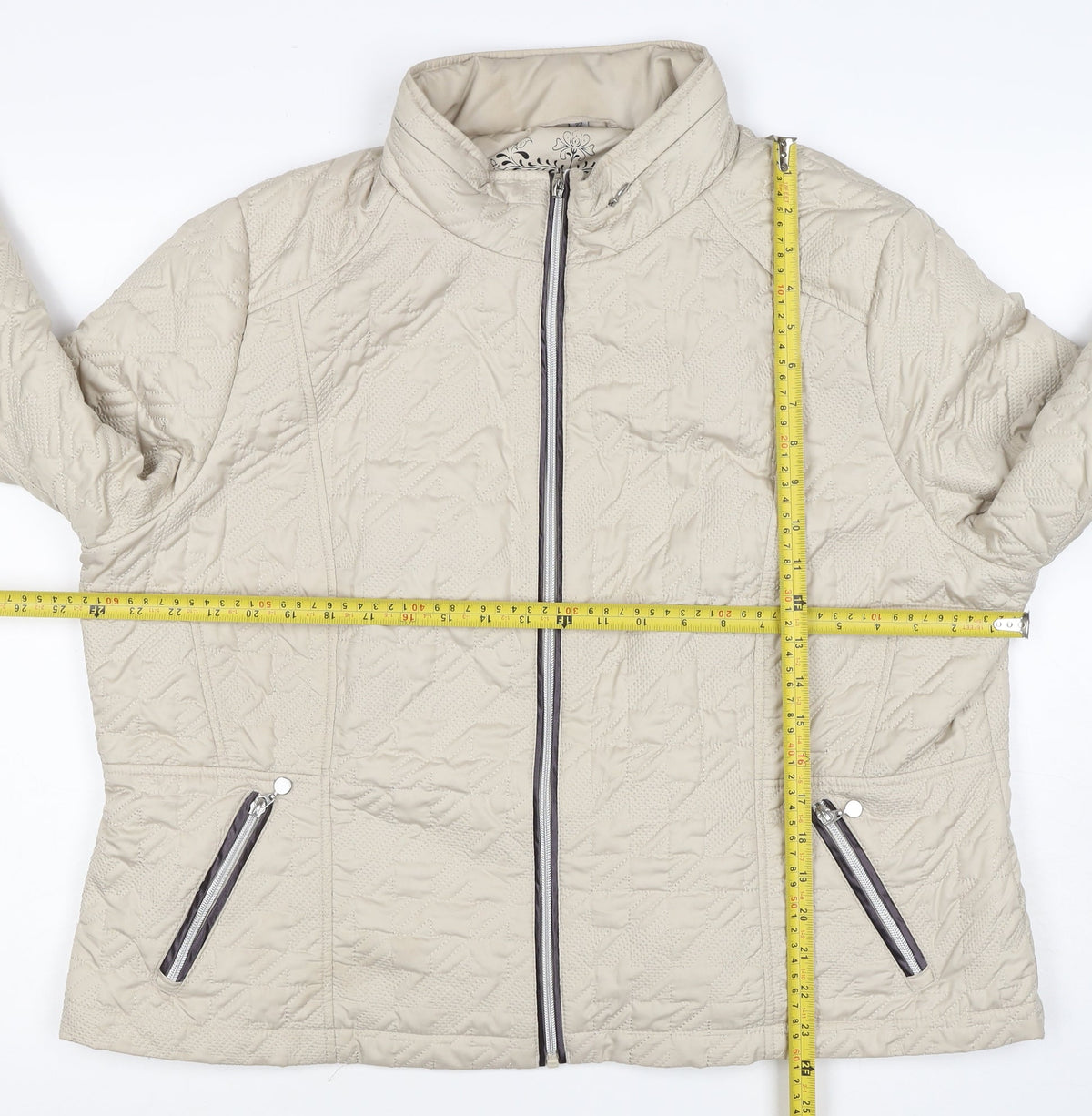Klass Women’s Ivory Size 22 Quilted Puffer Jacket Full Zip Pockets