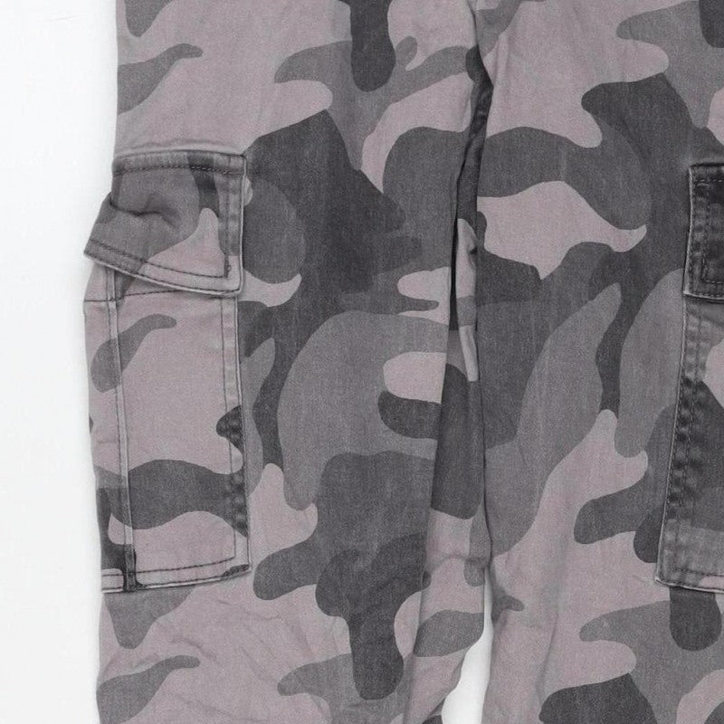 Hollister Women’s Grey Camo XS Ultra High Rise Mom Jeans Cargo
