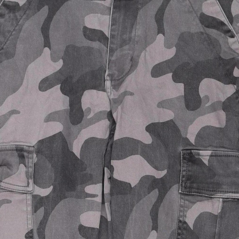 Hollister Women’s Grey Camo XS Ultra High Rise Mom Jeans Cargo