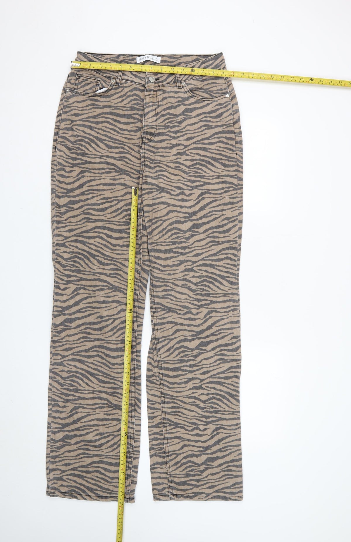 Denim Co. Women’s Beige Animal Print Straight Jeans UK 10