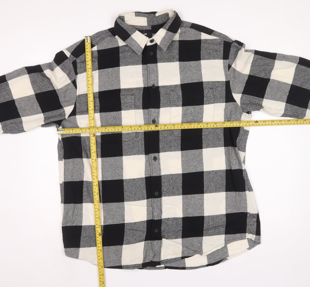 H&M Men’s L Black Grey Check Relaxed Fit Cotton Button-Up Shirt