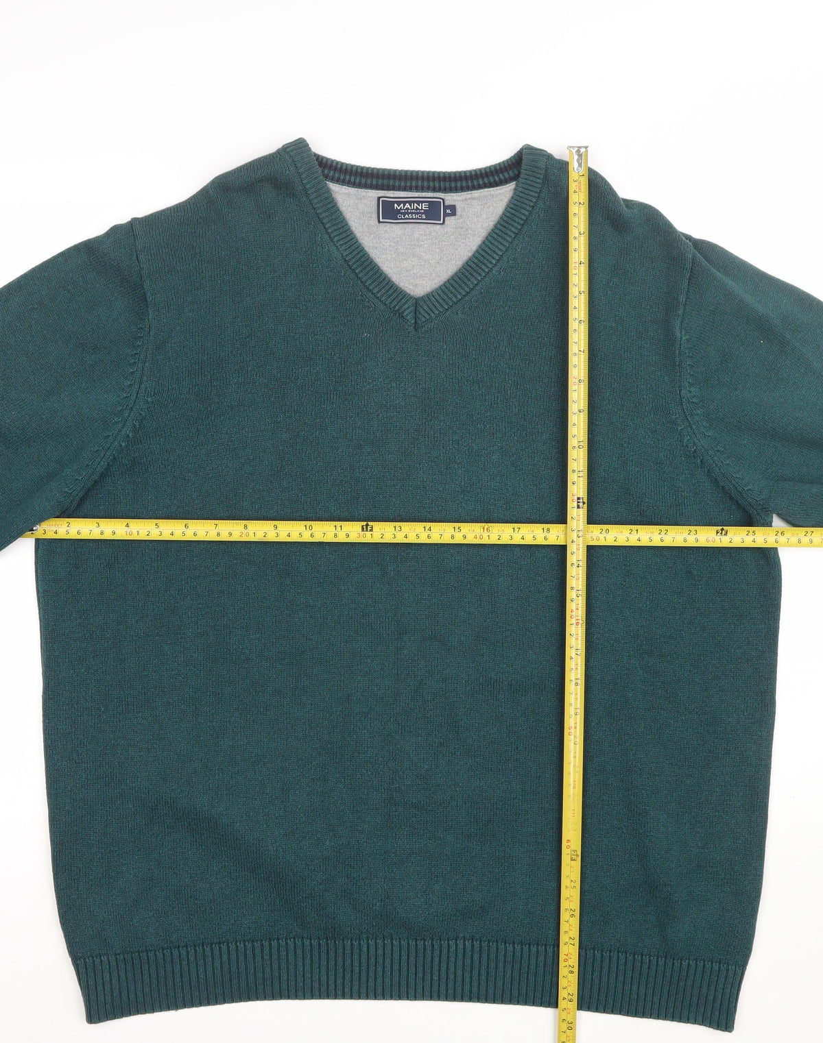 Maine New England Classics Men’s Green XL V-Neck Knit Pullover Jumper