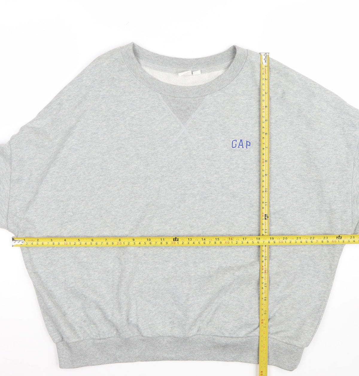 GAP Women’s Grey M Logo Crew Neck Pullover Sweatshirt