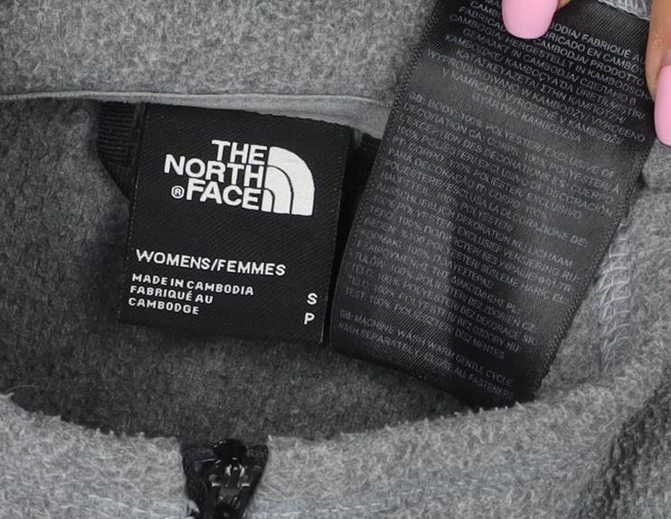 The North Face Women’s Grey S Fleece 1/2 Zip Pullover Sweatshirt
