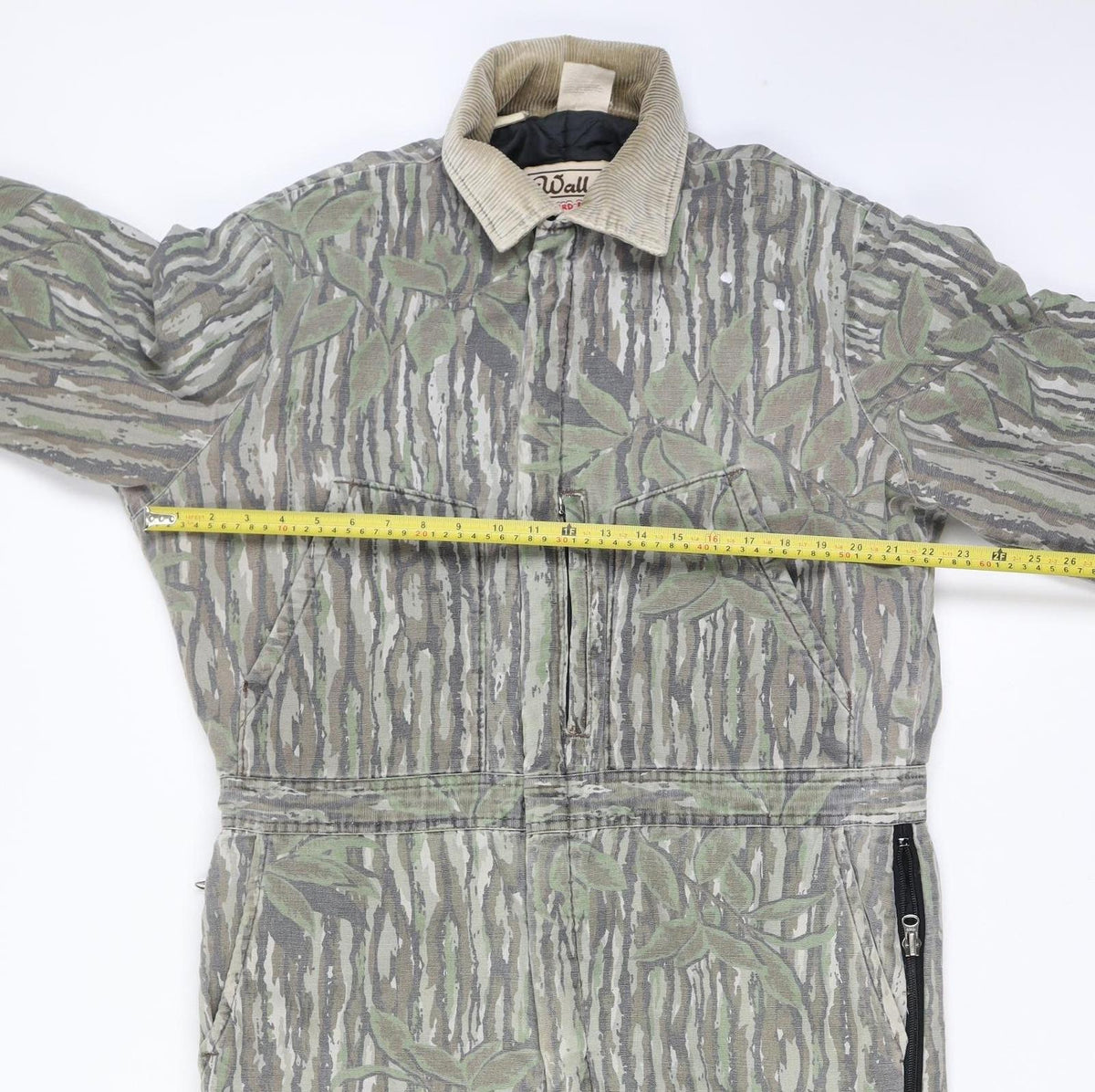 Walls Men’s Large Green Camo Blizzard Proof Insulated Suit