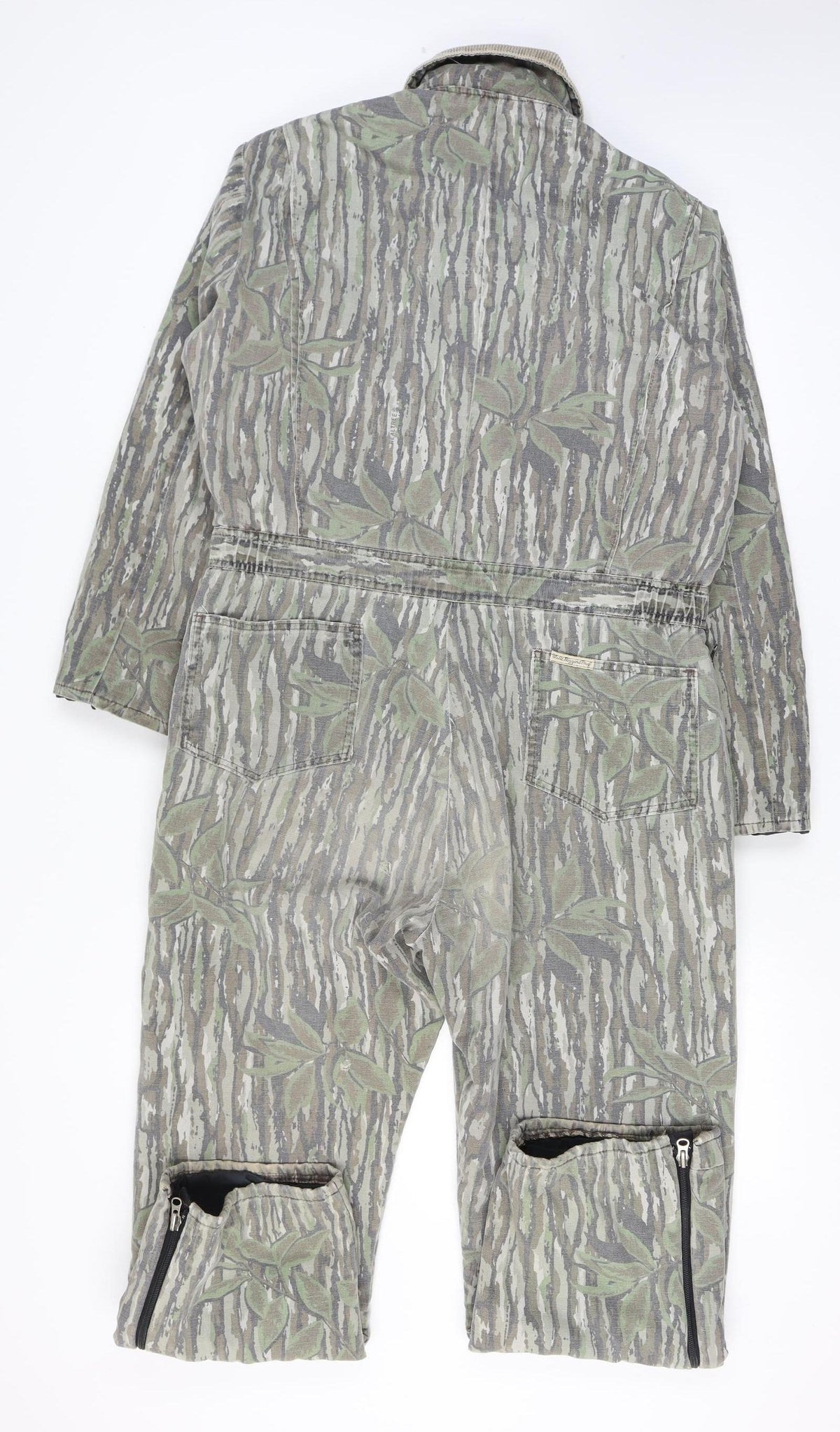 Walls Men’s Large Green Camo Blizzard Proof Insulated Suit