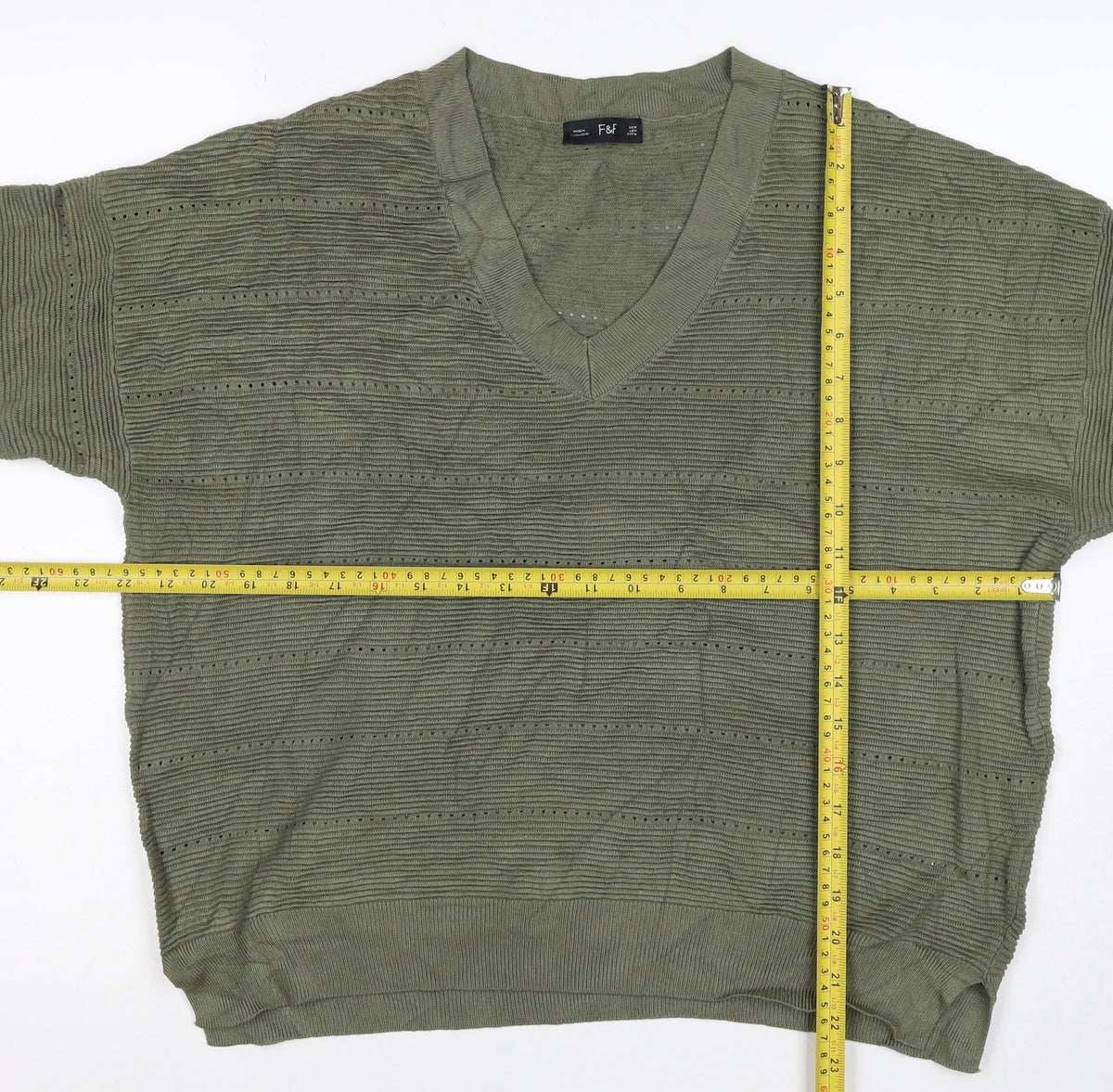 F&F Women’s Green M V-Neck Short Sleeve Knit Basic Top