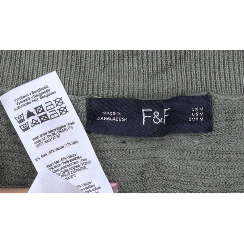 F&F Women’s Green M V-Neck Short Sleeve Knit Basic Top