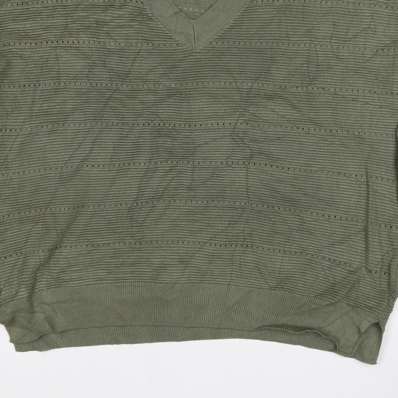 F&F Women’s Green M V-Neck Short Sleeve Knit Basic Top