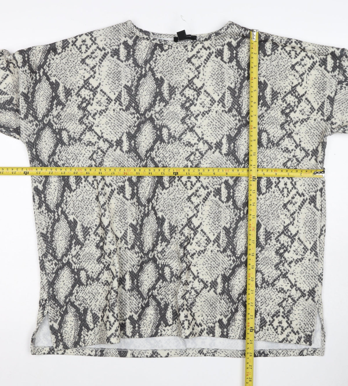 New Look Women Ivory Snake Print Relaxed Short Sleeve Top M